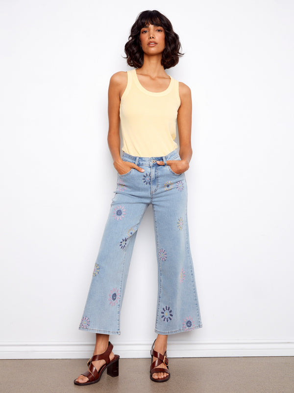 Wide Leg Jeans with Flower Embroidery - Light Blue